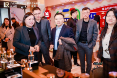 了正在AI资讯赛道的领先地位